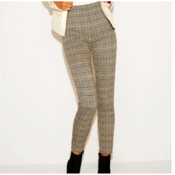 EUC Express Plaid Knit High Rise Leggings Black, White, Yellow (Women’s Size XS) - Picture 1 of 9